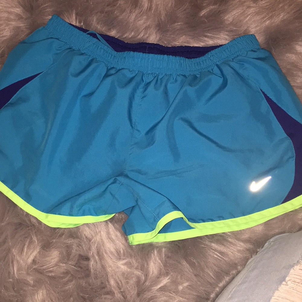 NIKE ATHLETIC SHORTS!!!